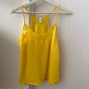 Yellow top